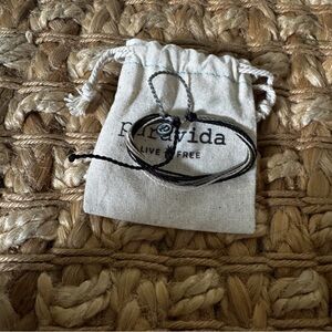 Pura Vida Bracelet Unused Black White and Gray